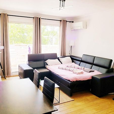 Suite From 1 To 6 - Bathtubs In Rooms - Air Conditioned Residential Appartement - Self-Arrival - Wifi - Netflix Disney - Kitchen - Laundry - Parking Awinion Zewnętrze zdjęcie