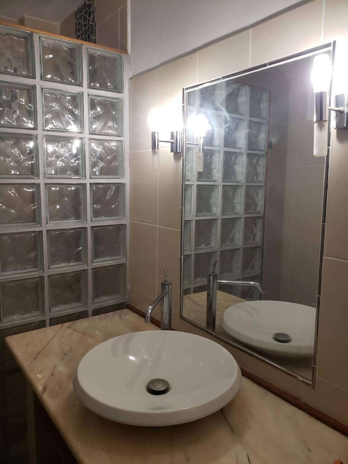 Suite From 1 To 6 - Bathtubs In Rooms - Air Conditioned Residential Appartement - Self-Arrival - Wifi - Netflix Disney - Kitchen - Laundry - Parking Awinion Zewnętrze zdjęcie