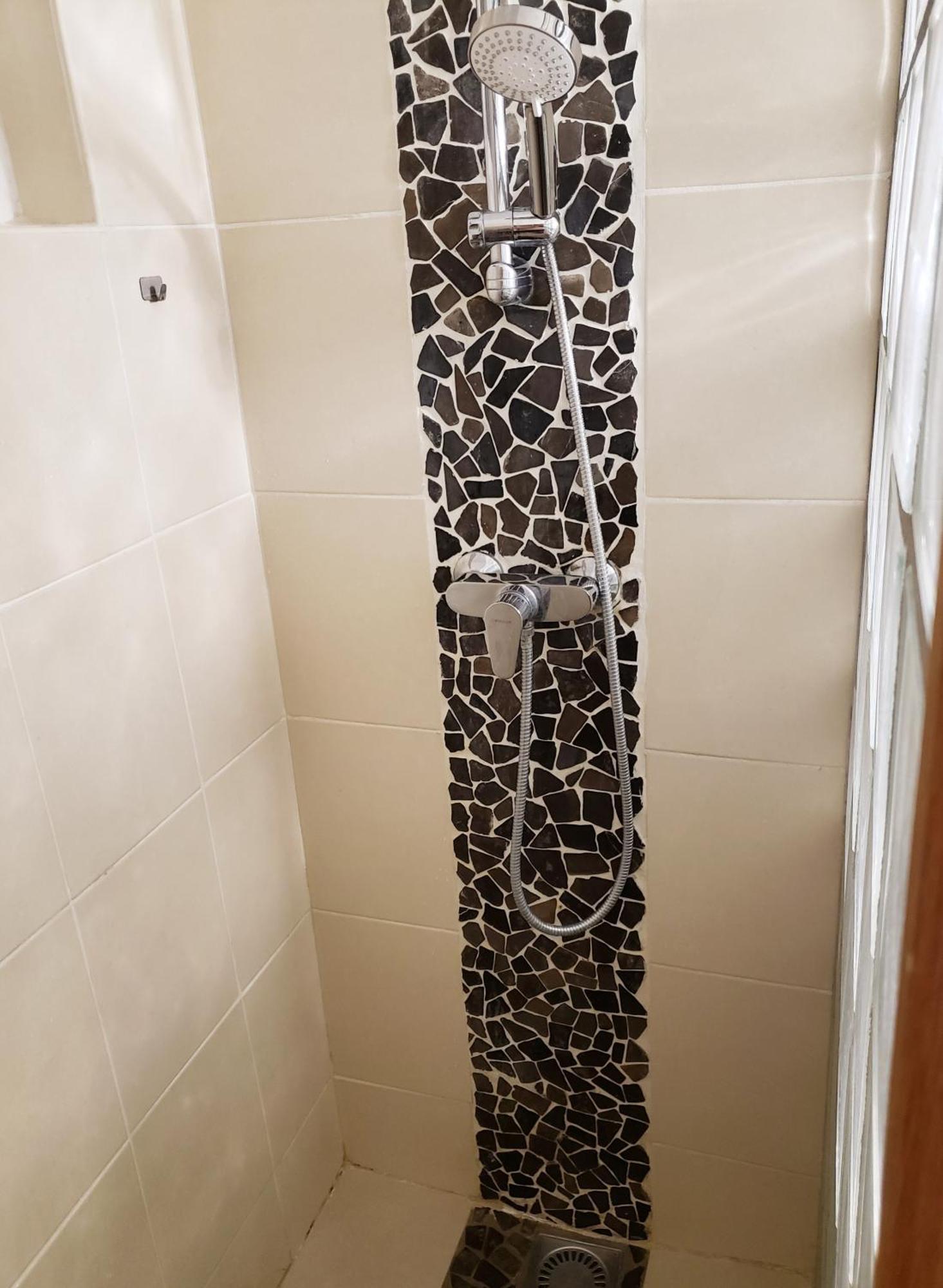Suite From 1 To 6 - Bathtubs In Rooms - Air Conditioned Residential Appartement - Self-Arrival - Wifi - Netflix Disney - Kitchen - Laundry - Parking Awinion Zewnętrze zdjęcie