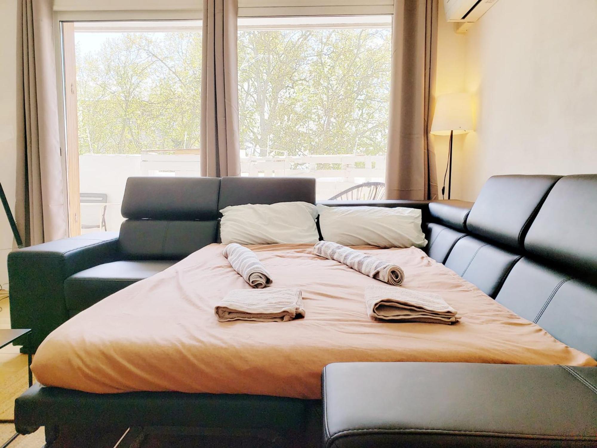 Suite From 1 To 6 - Bathtubs In Rooms - Air Conditioned Residential Appartement - Self-Arrival - Wifi - Netflix Disney - Kitchen - Laundry - Parking Awinion Zewnętrze zdjęcie